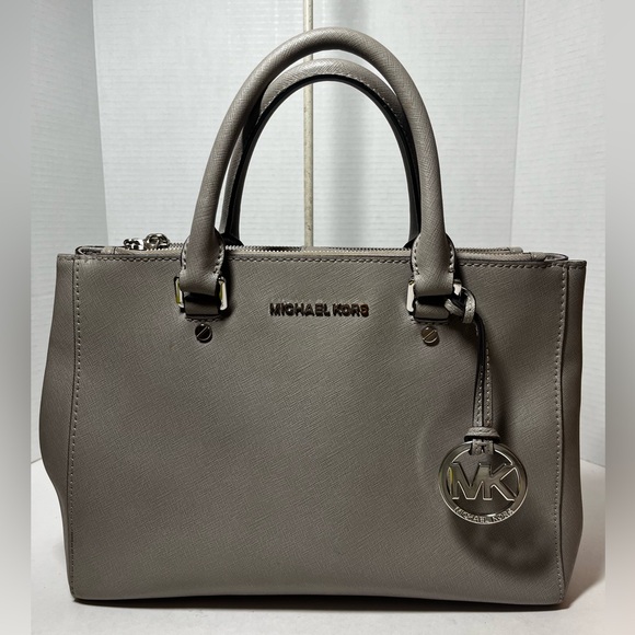 Michael Kors Sutton Satchel - Picture 1 of 10